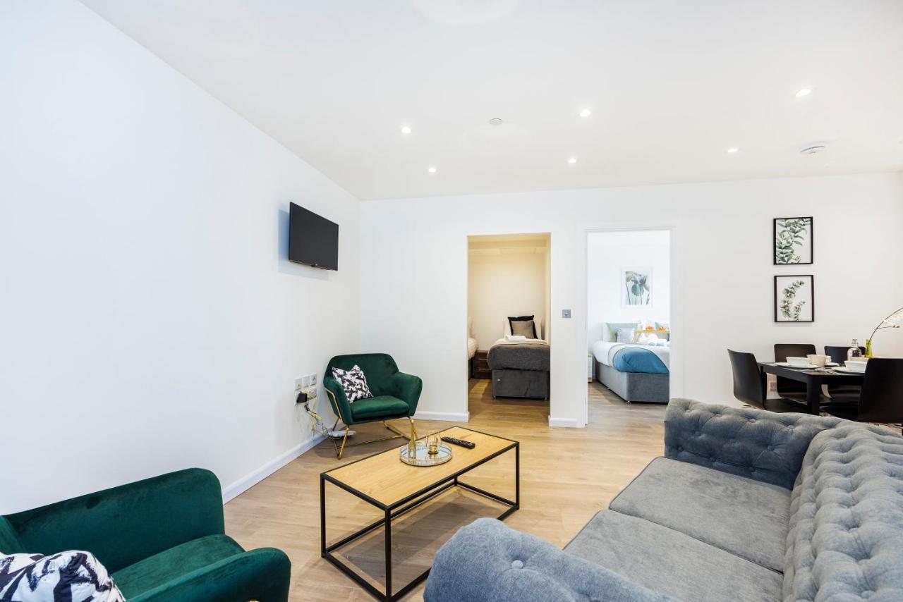 Cresta House - Modern Apartments Luton  Kültér fotó